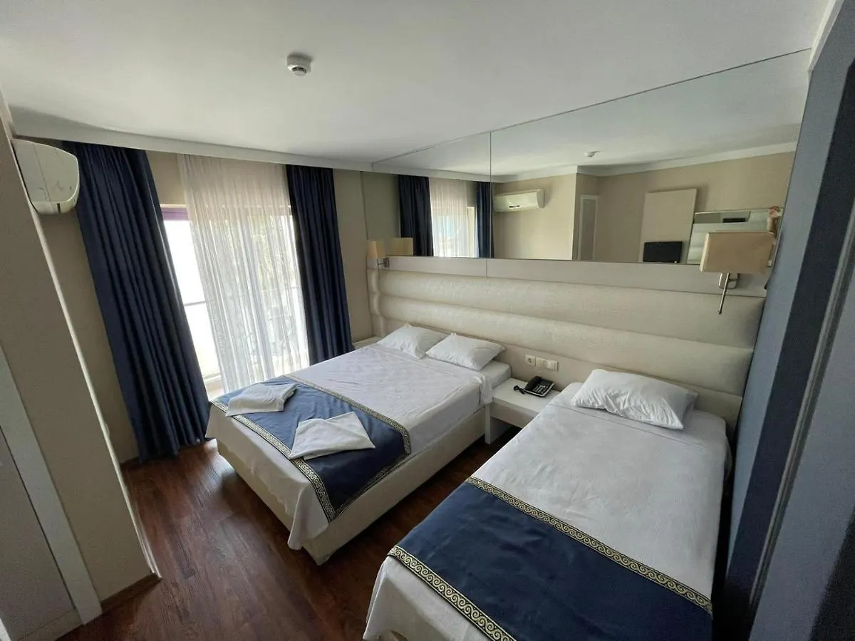 מרמריס Gold Butik Otel