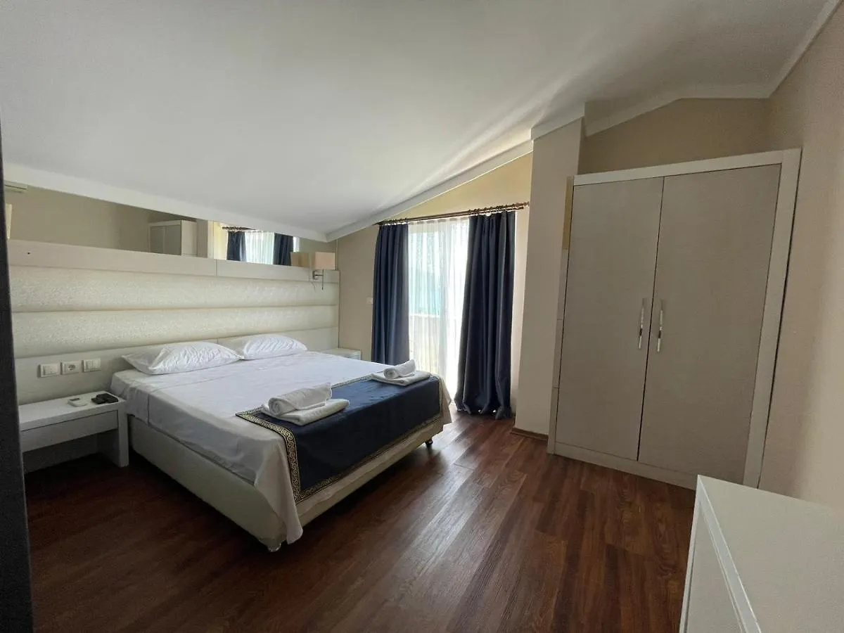 מרמריס Gold Butik Otel 0*,
